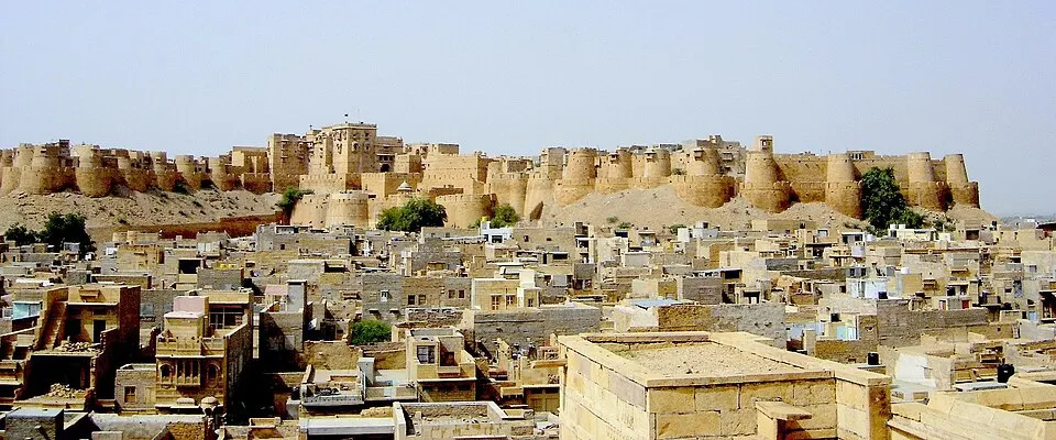 Jaipur to Jaisalmer Cab Service - Jaisalmer Fort Destination Ride