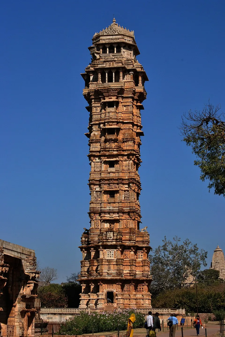Jaipur to Chittorgarh Cab Service - Vijay Stambha Sightseeing Stop